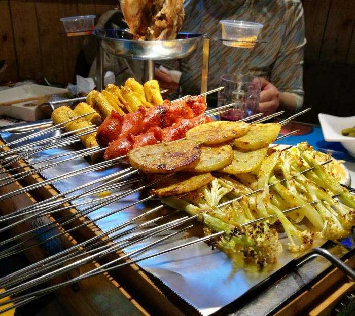 伊金霍洛音乐烧烤吧